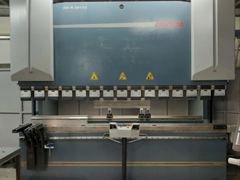 CNC Bending Machine